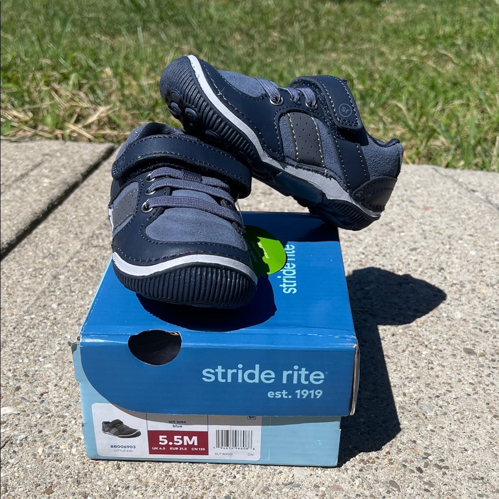 Stride Rite Navy and Gray Kids Sneakers